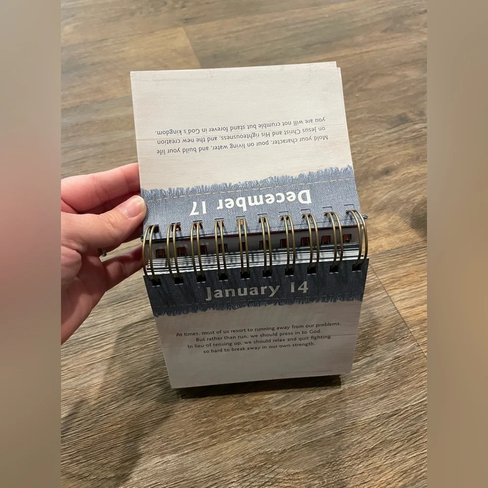 Dayspring- Inspirational Daily Calendar